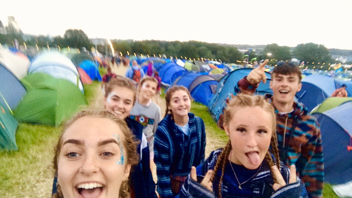 MeganAlbiston's tweet photo. @glastonbury a whole year ago 😢best week of my life with my best pals x https://t.co/ep9lxmtzbd
