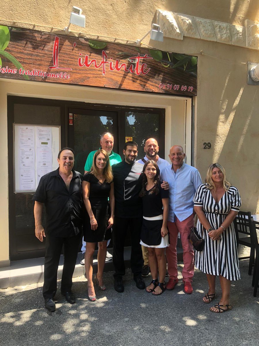 Avec <a href="/DavidGaltier/">David Galtier</a> , dernière journée de campagne marathon avec déjeuner a « L’Infinité » boulevard Bara (13ème). 

De bons plats et des idées.

Vivement dimanche pour gagner tous ensemble et changer le 13/14 ! 

#JaimeMarseilleJeVoteVassal
#MunicipalesMarseille
#Marseille2020