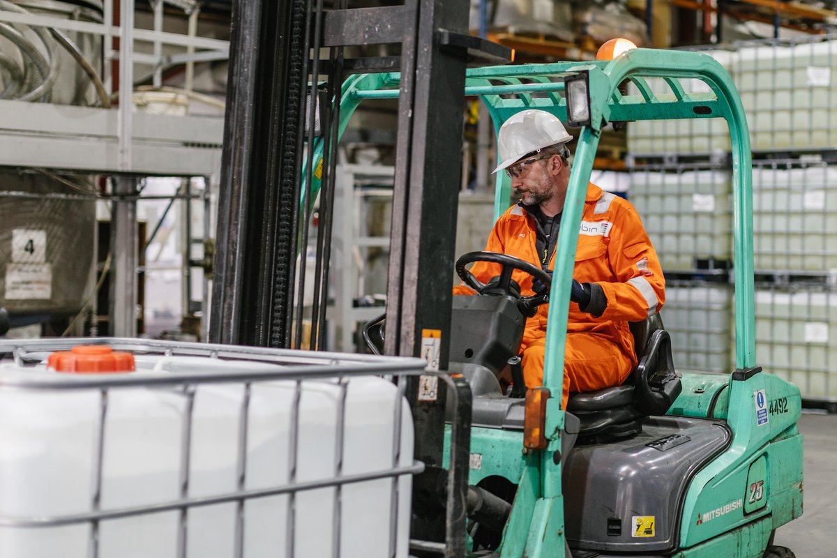 AubinGroup's tweet photo. Another busy week for our warehouse team in Aberdeen!

We are still fully operational across our offices, labs and production facilities in Aberdeen, Dubai, Saudi Arabia and Abu Dhabi. And we've implemented strict measures to ensure our team's safety. https://t.co/QkCP1tSuBM