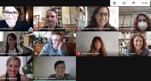 aliancesmagnet's tweet photo. Embastant els reptes del 4t curs de consolidació del projecte #magnet amb l’equip impulsor de l’@escola_agora en aliança amb el @museucinema i el suport de @culellsala 
Amb ganes de continuar treballant el llenguatge audiovisual des d’un enfocament globalitzador de l’aprenentatge https://t.co/wGQPYU5Vtz