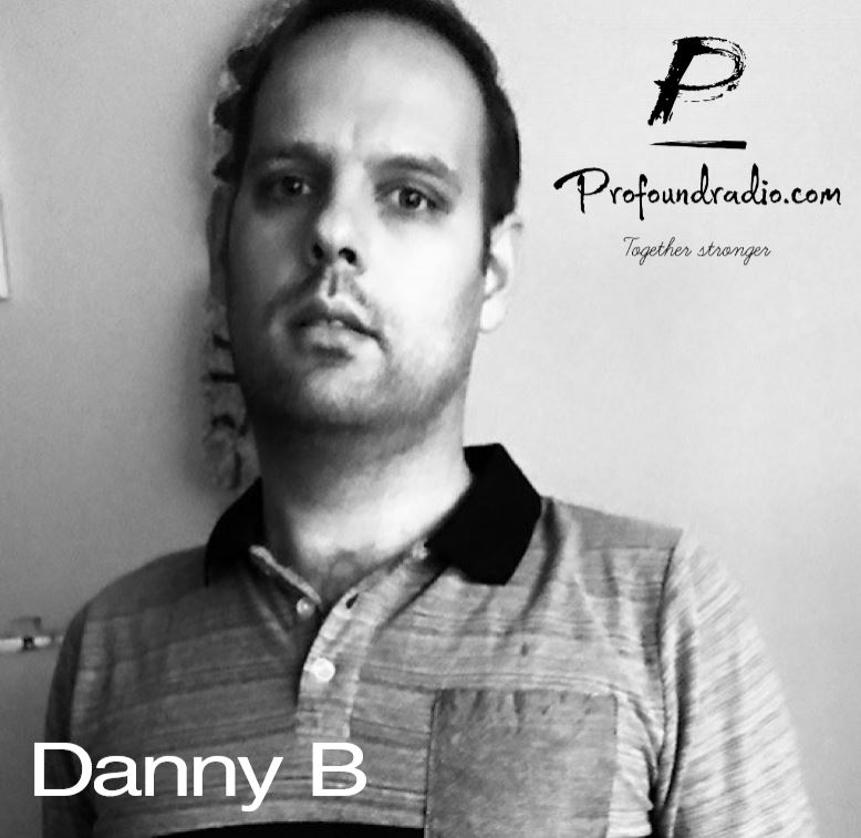 ProfoundradioC's tweet photo. #togetherstronger #deephouse #deephousemix #deephousetech #house #weareprofound @DJCrazyAnt @Traci33538900 @HEGstraction @AwakingElements @KarNeVor_Music @NathanWolve https://t.co/BUBYTrOSeV