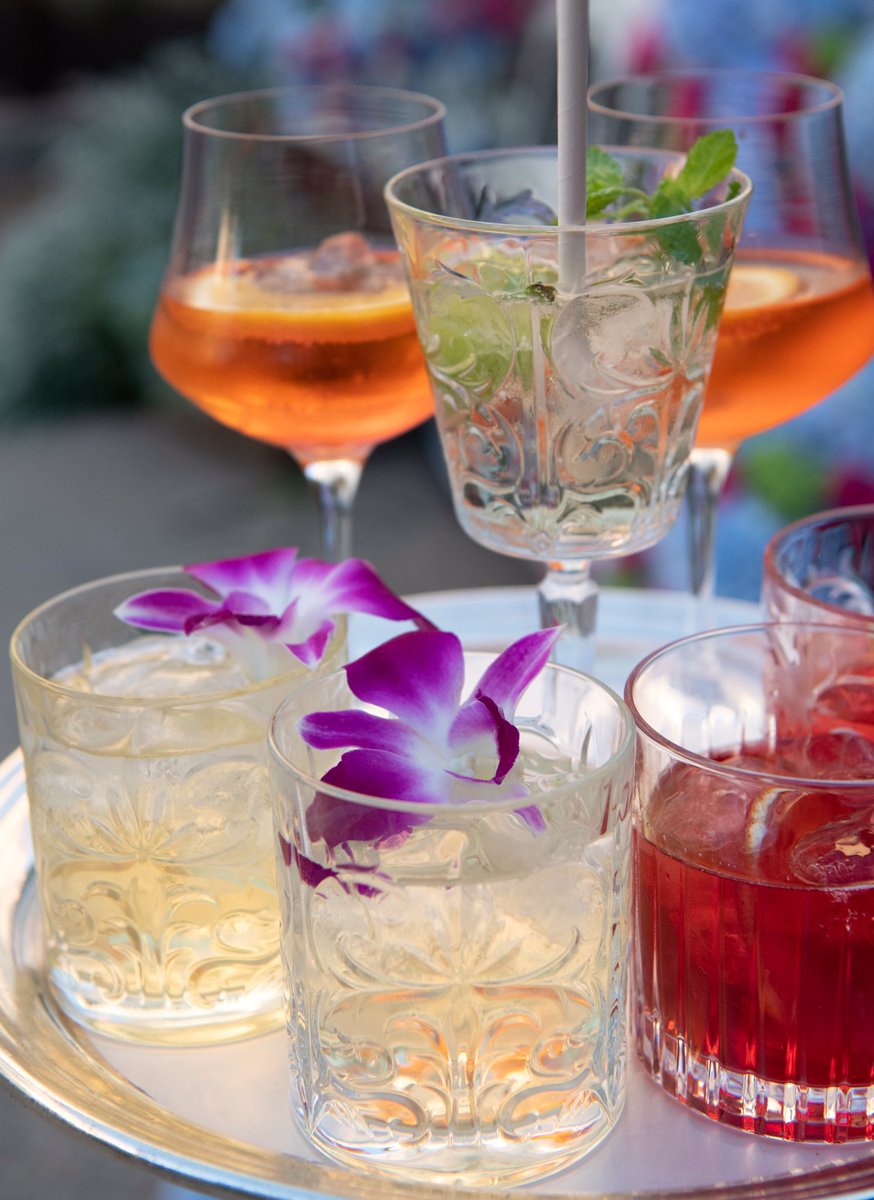 discoverami's tweet photo. We love our summer photos as much as you. What’s your favourite part about the summer months?
.
.
.
.
#discoverami #summer #summermonths #summer2020 #summer2020☀️ #photography #summerphotography #drinks #drinkphotography #drinkphoto https://t.co/1KJRjwSQhy