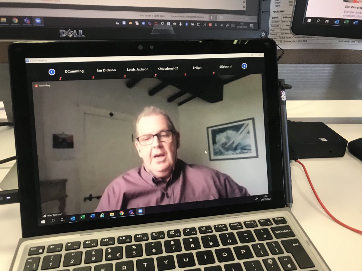 craighendry17's tweet photo. @JC_Wealth obtaining an update on UK political risk from @chatwithpeter #education #teamjcw #lloyt https://t.co/jZ4OYWxLJx