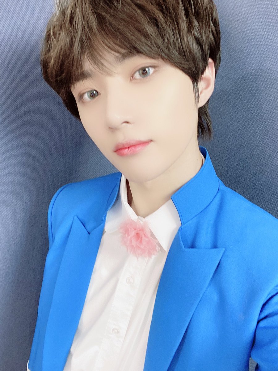 TXT_members tweet picture