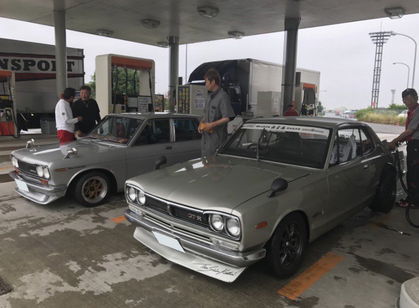 1986_HGZ31_2by2's tweet photo. 初めて行った3年前の奥伊吹☺️♪♪
PART1
#ZZRacing
#白皇帝
#dualfactory
#中部ミーティング
#奥伊吹スキー場
#旧車
#日産
#nissan
#フェアレディz
#Fairladyz
#z31
#300zx
#hgz31
#2by2
#vg30
#前期 https://t.co/4wvtXRaJFk