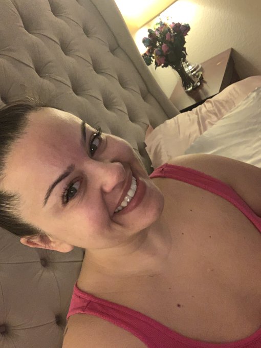 Good morning. Up early getting workout in. Back and biceps this morning https://t.co/0bZsK981iF<a href="/tag/mvsales"class="tags"><span>#mvsales</span></a>