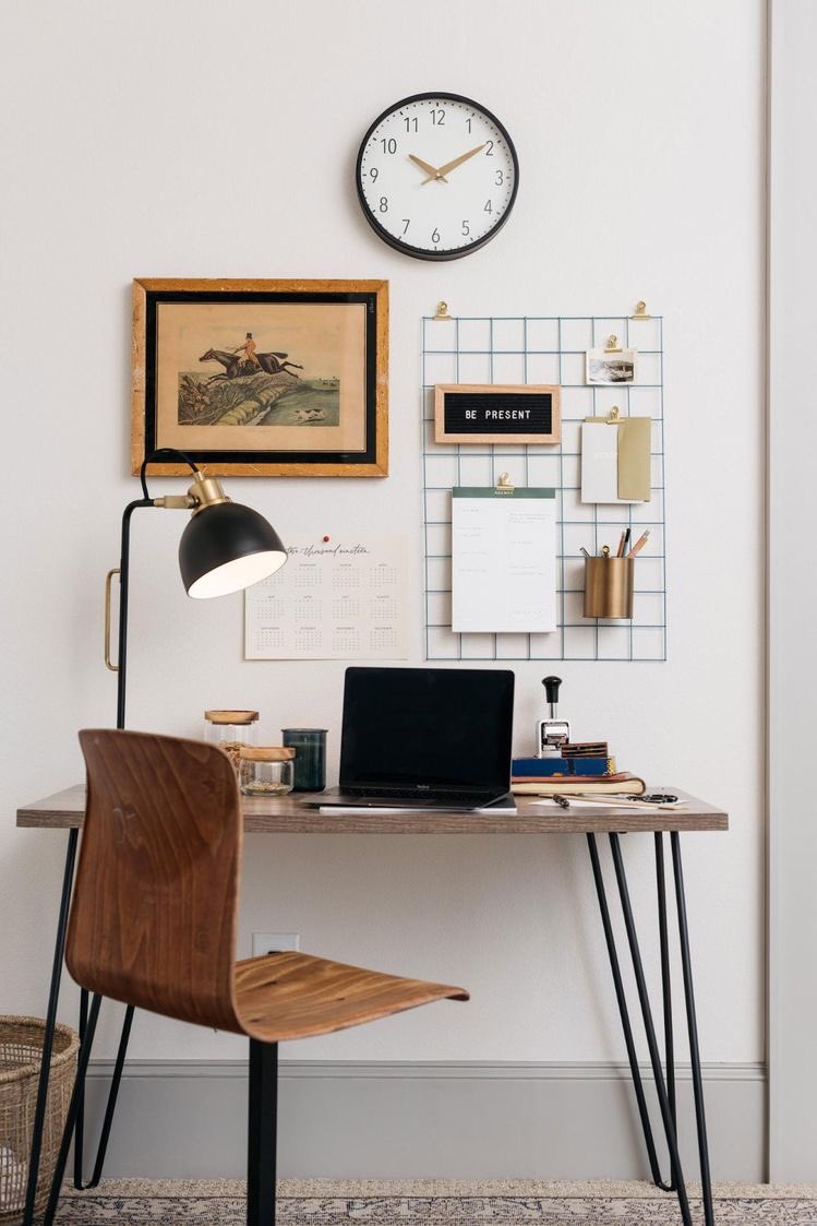 itsalila_'s tweet image. Workspace inspo ✨🍃
One of the keys to successfully working at home aside from self-discipline and strong wife connection is having a comfortable, convenient workspace.
