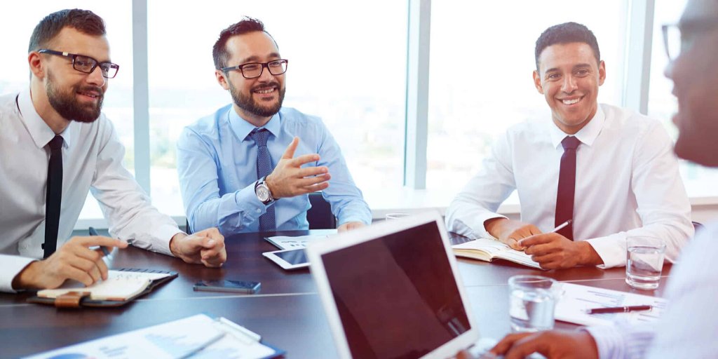 En las clases para empresas llevamos a cabo:
-Adquisición del vocabulario comercial y económico necesario para redactar textos.
-Ejercicios de vocabulario.
-Práctica oral y juegos de rol.
-Debates sobre temas comerciales.

👉 academia-moliere.com/empresas/

#castelldefels