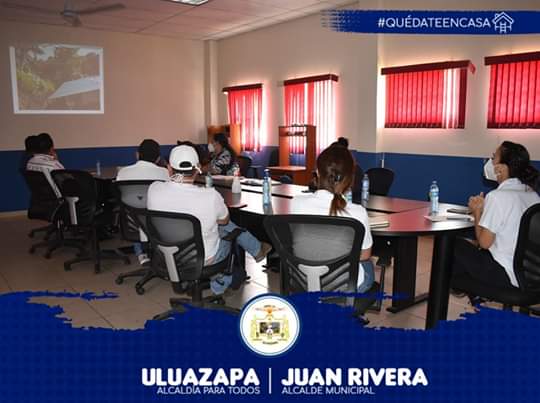 AMUluazapa's tweet photo. Recibí la visita del equipo de trabajo del @ViviendaSV; que previamente ya se había coordinado con   @misol140; con quién buscaremos en conjunto próximos proyectos de desarrollo habitacionales para las familias que se encuentran en riesgo inminente en la época lluviosa. https://t.co/uTjtgMrCcb