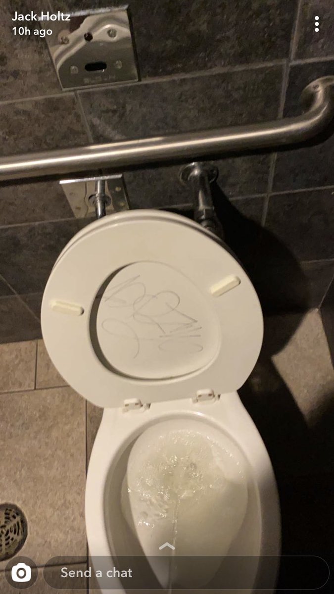 Places to Pee (PlacesToPee) Twitter