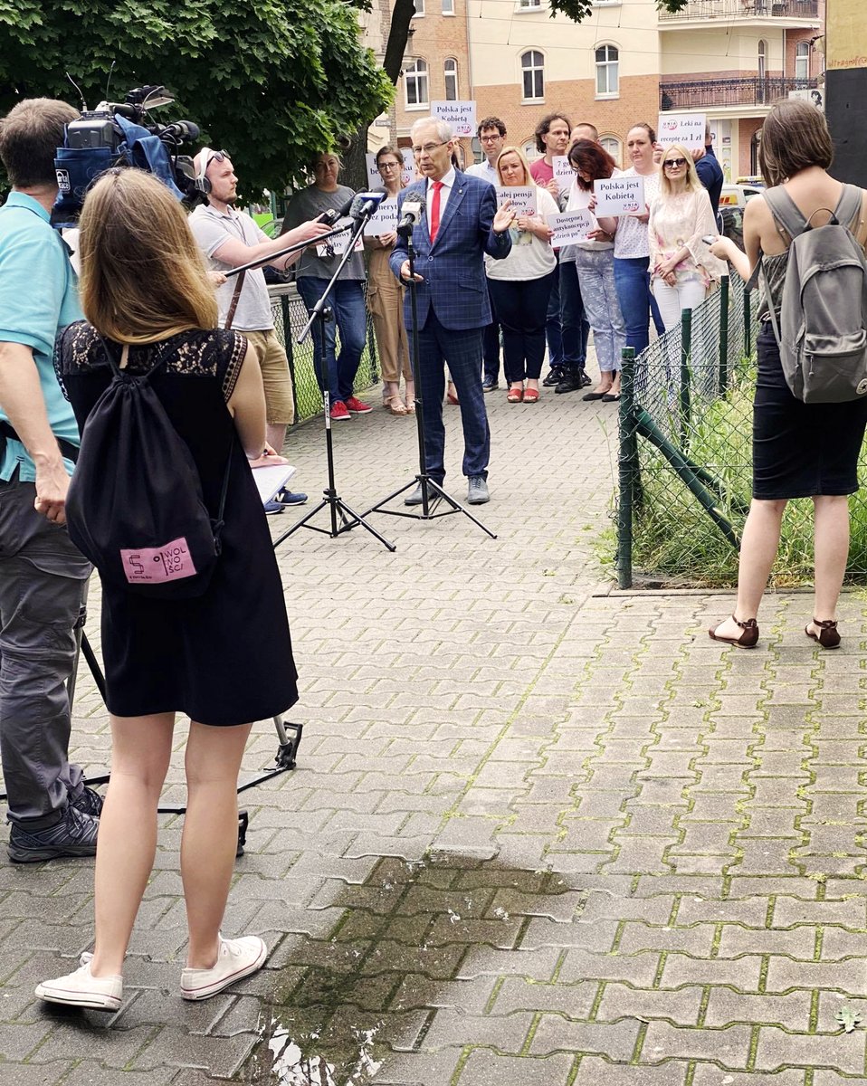 W_Witkowski_'s tweet photo. Najkrótsza kampania dobiega końca, dziękuje za wsparcie i zapraszam do @tvn24, @PolsatNewsPL i https://t.co/pWs0vXNolb na podsumowanie#waldemarwitkowski #witkowski2020 #wybory2020 #wyboryprezydenckie https://t.co/YDEUmSVXU2