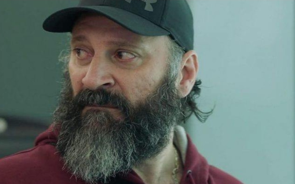 thequeerarabs's tweet photo. Episode 118 [in English]:
We were thrilled to talk with @LaithNakli, who you might know as Uncle Naseem on the show @Ramy on @Hulu!  Listen on https://t.co/CHS7s1M6Og or most podcast apps!

#ramyonhulu #ramy #arabactor #syrianactor #unclenaseem https://t.co/5LlzmhyH1Z