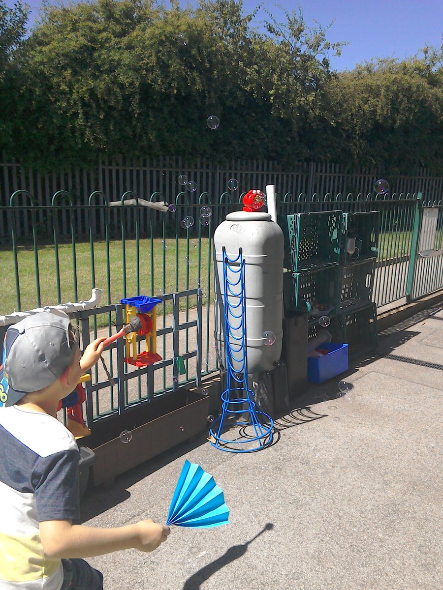 ThorpMiss's tweet photo. We really enjoyed playing in the bubbles this week! It was such nice weather too! #eyfsmps #eyfs #bubbles #funinthesun #pkayingwithbubbles 
Alfie said "this was the best day at school ever!" https://t.co/nfaqTKkdm0