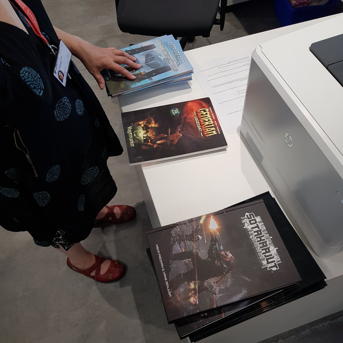 IronspinePress's tweet photo. Nyt löytyy myös Nokian kirjastosta Ironspine Pressin pelejä kaikkia kaksin kappalein. Ei muuta kuin kovaa lukua ja pelaamista 👍👍
#nokiankirjasto #astraterra #sotakarjut #Heimot #generianlegendat https://t.co/9WQmGifSBw