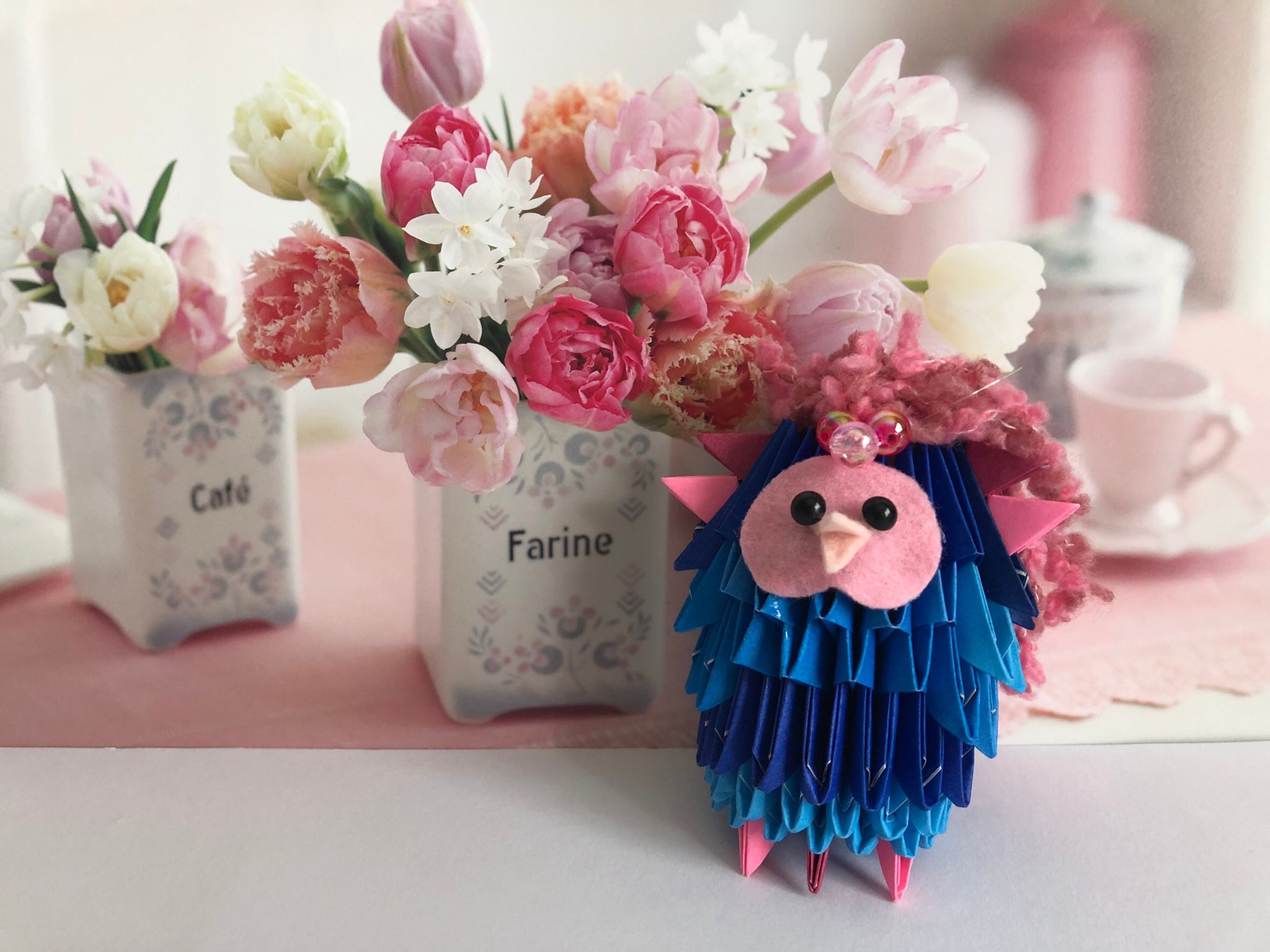 折り紙手芸 お花と一緒におすまし顔のあまびえちゃん アマビエ あまびえ 折り紙 折り紙ブロック 手芸 折り紙作品 T Co Hgi6wynkux Twitter 折り紙手芸 お花と一緒におすまし顔のあまびえちゃん アマビエ あまびえ 折り紙 折り紙ブロック 手芸 折り紙作品 T Co Hgi6wynkux Twitter