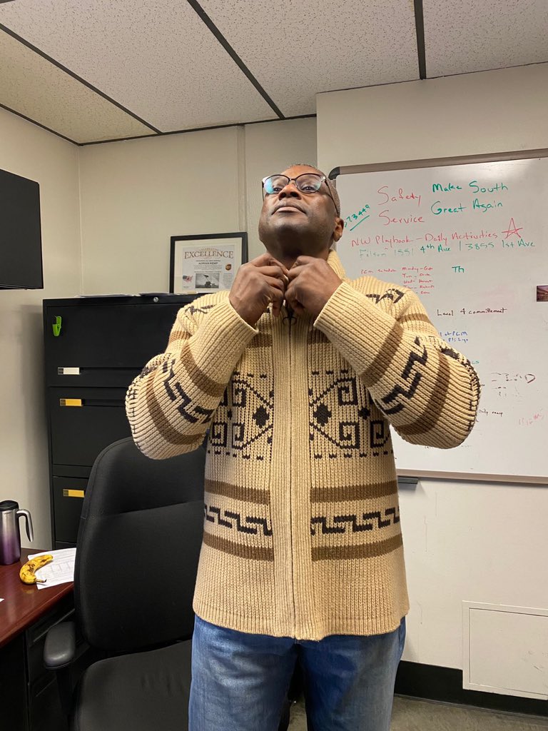 sharchuck's tweet photo. Please help me congratulate Seattle legend Adrian Kemp on his retirement from UPS today. Adrian’s influence and presence made a difference daily- We are Very happy for him- well deserved- he will be missed but impossible to forget ❤️ @NorthwestUPSers https://t.co/MEMOdiYIES