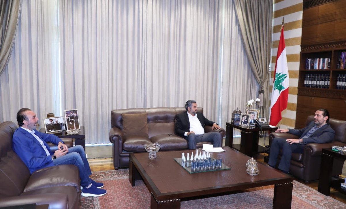 saadhariri's tweet photo. استقبال رئيس نادي النجمة الرياضي أسعد الصقال في حضور مستشار الرئيس الحريري للشؤون الرياضية حسام الدين زبيبو، وجرى عرض لأوضاع #نادي_النجمة والتحضيرات لانطلاق الموسم المقبل. https://t.co/1jU9RJeWvb