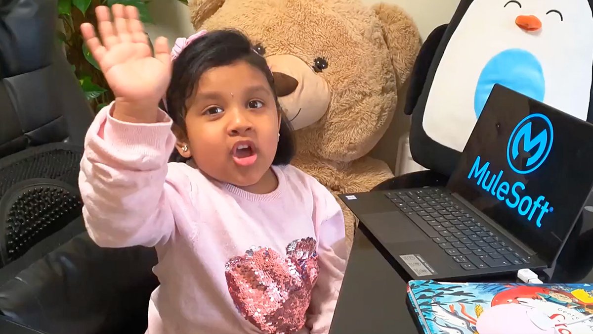 MuleSoft's tweet photo. Meet Anshi, the four-year-old MuleSoft developer! 👏 https://t.co/QS5h76Mal4 https://t.co/zfenJZBTcX