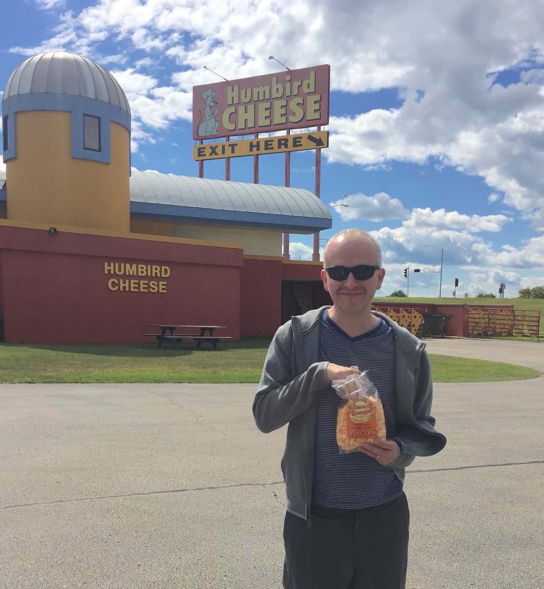 26/06/17 - ROAD TRIP PART II. After a quick tour of an old style Options Exchange in Chicago, we headed northwest. Lunch was in Madison, with a wander round the capitol. Oh, and an afternoon roadside stop where everything was cheese flavoured. They like their cheese in Wisconsin.