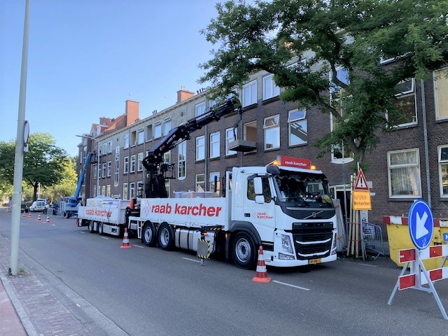 Voor 1 van onze groot onderhoudsprojecten in #DenHaag werken wij voor het eerst met een #bouwhub. Nodig omdat op het project geen opslagplaats is. Nu komt ons materieel van <a href="/RKB_Waddinxveen/">Raab Karcher</a> en dat bevalt uitstekend!

Lees hier waarom: bit.ly/3i4hLeP

#doorbouwers