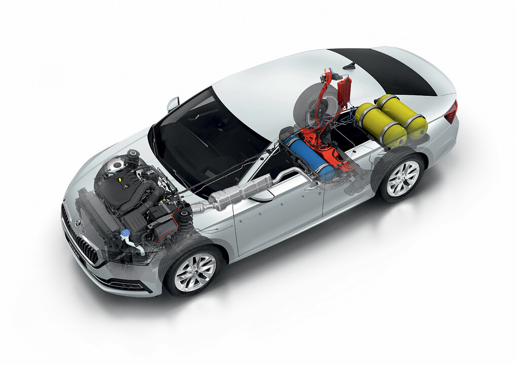 skodaautonews's tweet photo. 🚗 The #SKODA #OctaviaGTEC is fitted with a 1.5 TSI, providing 96 kW (130 PS).
🚗 Three tanks installed in the underbody store a total of 17.33 kg of #CNG.
🚗 A 9-litre petrol tank ensures mobility in regions without suitable refuelling infrastructure.
➡️ https://t.co/SYZAMc110h https://t.co/byWWCndR3N