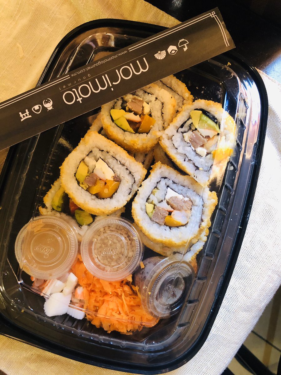 monanamix's tweet photo. Amante del #sushi estilo Mexicano!!! https://t.co/UxLoFBTdVM