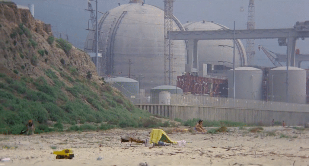 KOYAANISQATSI (1982)