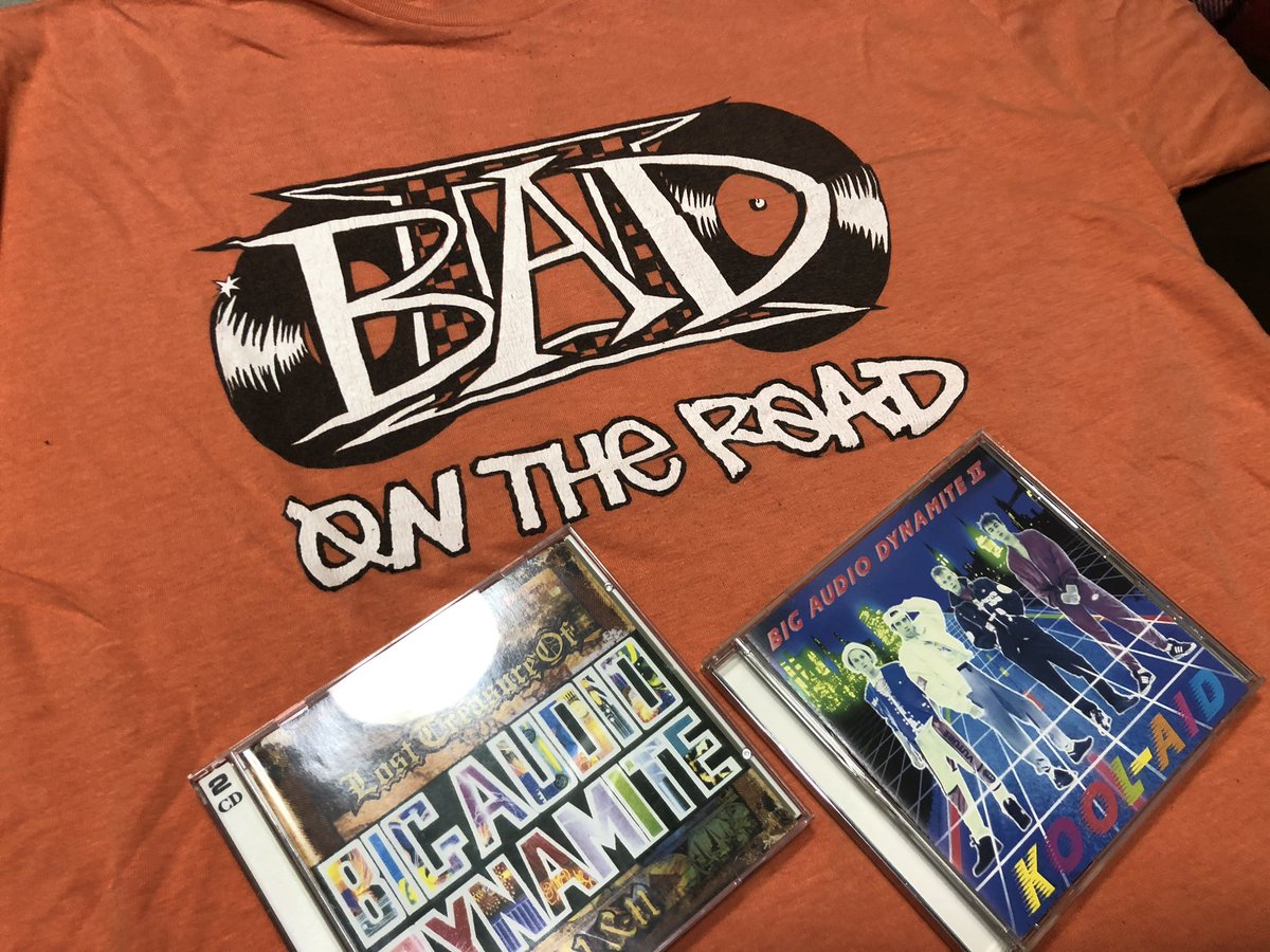 Akl1おかべぇ 再投 ミック ジョーンズの名がタイムラインにどんどん流れてくるので 高円寺のlast Banditで購入したtシャツを ロゴはミックと親交のあったショーン スチューシーがデザイン という説もありましたね ミックジョーンズ クラッシュ Akl1おかべぇ 再投 ミック ジョーンズの名がタイムラインにどんどん流れてくるので 高円寺のlast Banditで購入したtシャツを ロゴはミックと親交のあったショーン スチューシーがデザイン という説もありましたね ミックジョーンズ クラッシュ