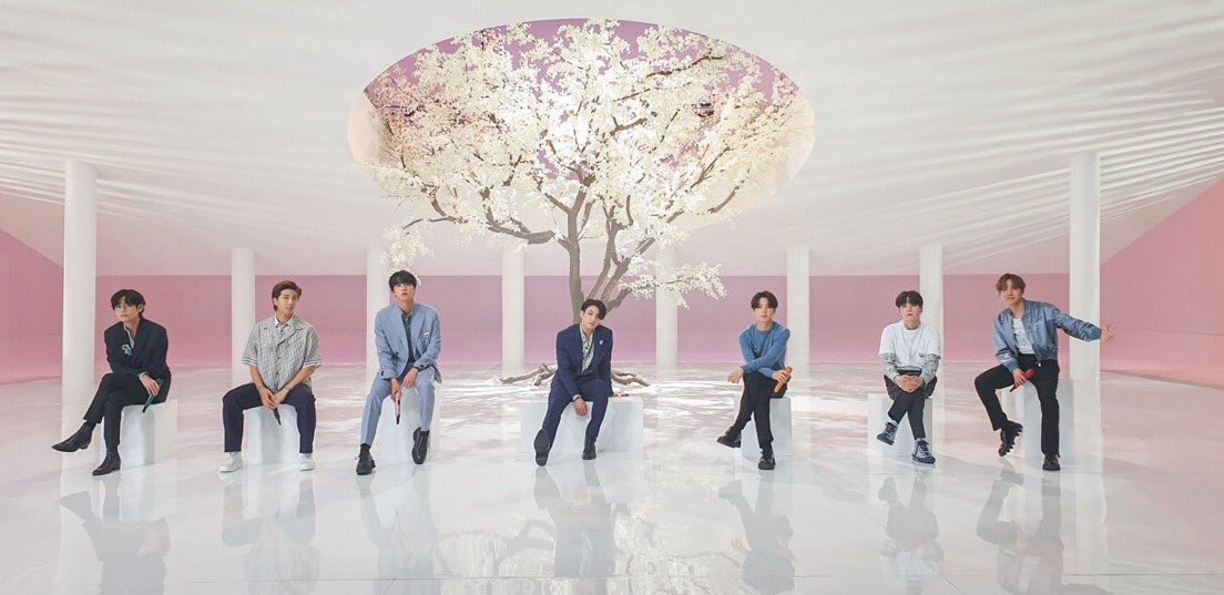 Stay gold ! even though the world feels cold and hateful you gotta stay gold and true to you! also they said this about the song hehe