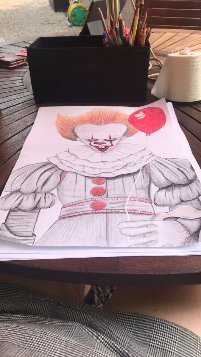 SkippyR5's tweet photo. “You’ll Float Too!” @StephenKing @BillSkarsNews @TimCurryNews https://t.co/K0qmUn4UOy