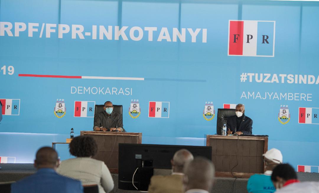 rpfinkotanyi's tweet photo. The @rpfinkotanyi Chairman H.E @PaulKagame has arrived at the party headquarters in Rusororo where he will preside over an RPF Extended National Executive Committee (NEC) meeting bringing together at least 250 RPF members including leaders representing different party organs. https://t.co/zIYxfyKX6l