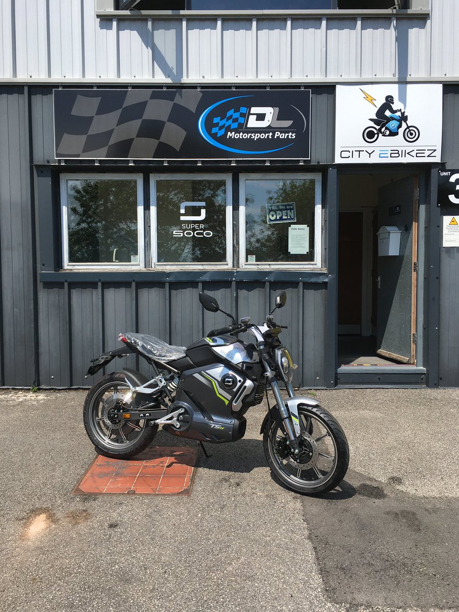 Cityebikez has a number of CUX electric scooters available for immediate delivery (subject to registration) 

Ideal commuter, for on the back of your camper van for summer fun, no noise, no fuss. 

Fully electric
Charge on normal 13amp plug
40 mile range
Quick &amp; Agile