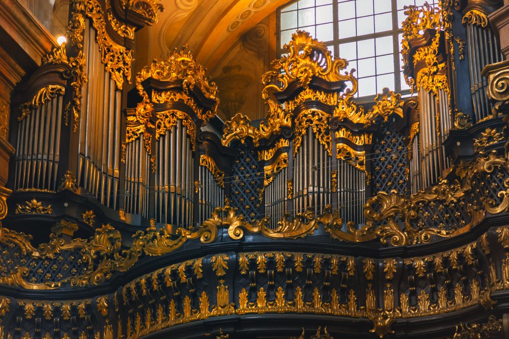 Classic FM tweet media