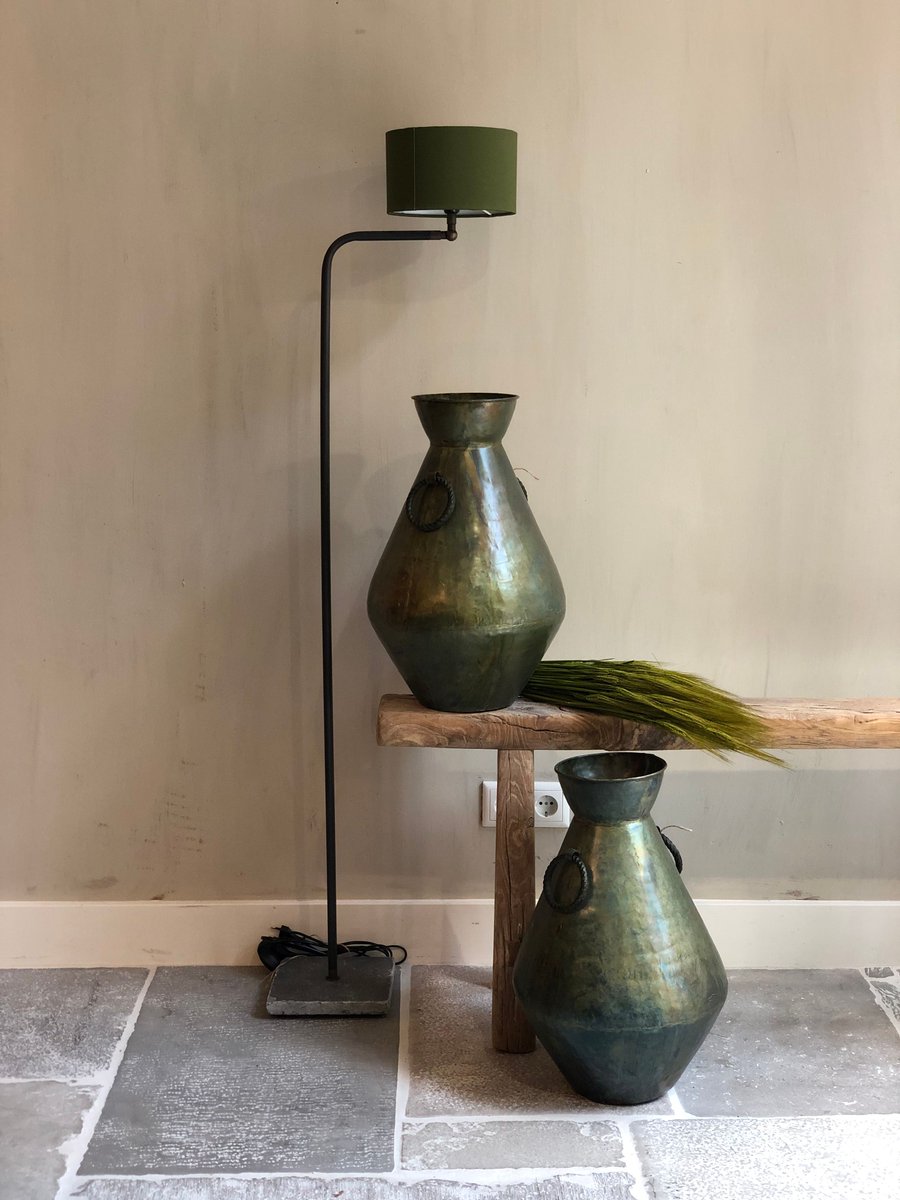MTsfeeridee's tweet photo. 𝐇𝐚𝐚𝐥 𝐠𝐫𝐨𝐞𝐧 𝐢𝐧 𝐡𝐮𝐢𝐬!
Groen is een kleur waar we in de zomer extra blij van worden. Buiten lekker alles groen... Maar wist je dat groen binnen ook bijdraagt aan je humeur? Neem eens een kijkje op onze webshop en shop jouw interieur groen! https://t.co/1kwiCVJlCl https://t.co/9TtfWGXVuu