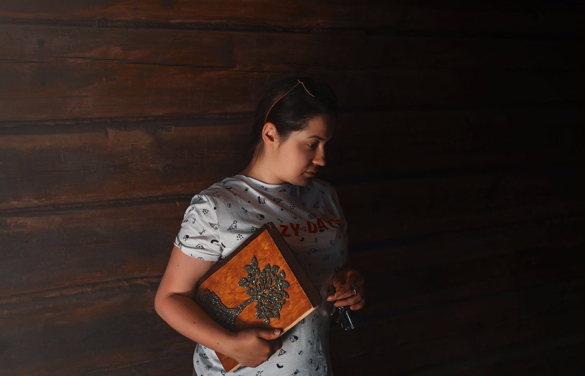 books_witchy's tweet photo. Моя книга теней / my book of shadows 
#grimoire #bookofshadows #bookofspells #witches #witch #wicca #witchcraft #runes #tarot #divination #magicsigns #гримуар #книгатеней #руны #таро #став #расклад #обряд #заговор #ведьма #приворот #колдовство #гадание #witchybooks https://t.co/ifjlHiW7Mt