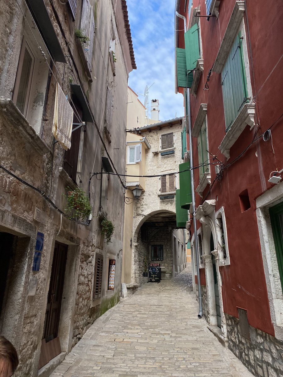 Creative iron tweet media