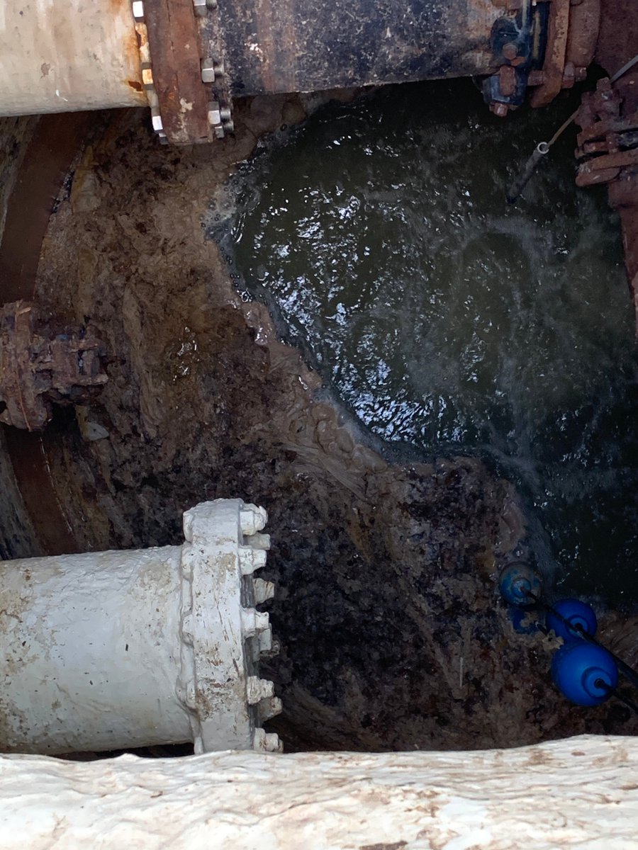 AulickChemical's tweet image. #Wastewater and #CollectionSystem Personnel: take a look at another great before and after example of our Matador - Wastewater Matting Eliminator capabilities. More info: aulickchemical.com/matador #FOG #WastewaterTreatment #Sewer