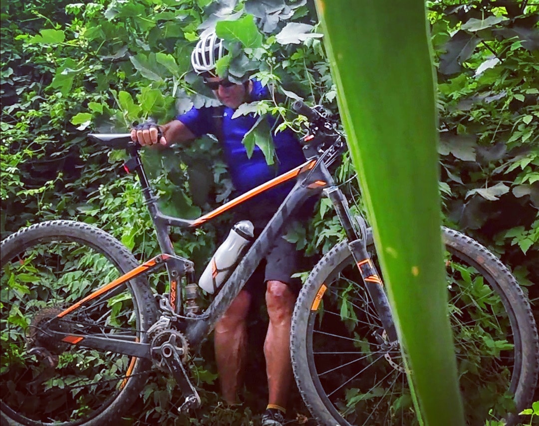 🚴‍♂️
Jungle. Exit door. 
🔹
📷#BarrancoDeGuiniguada
#LasPalmasDeGranCanaria
#GranCanaria
🔹
#CUÍDATEENBICI
#BICYCLESCHANGELIVES
#DIABETESTIPOFREE
#MUÉVETEFRENTEALCÁNCER
🔹
#bicicleta #bicycle #ciclismo #cycling #BTT #bttgrancanaria #MTB #mtbgrancanaria #scott #scottspark910 #mtb29