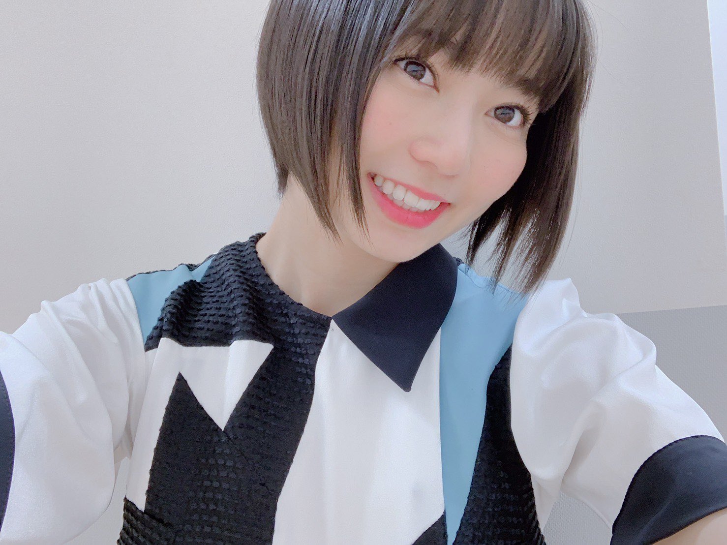 安本彩花の２度活動休止をした理由や期間を時系列でまとめ 髪型がワンピース ゾロ風でカッコいい がんちゃん情報局
