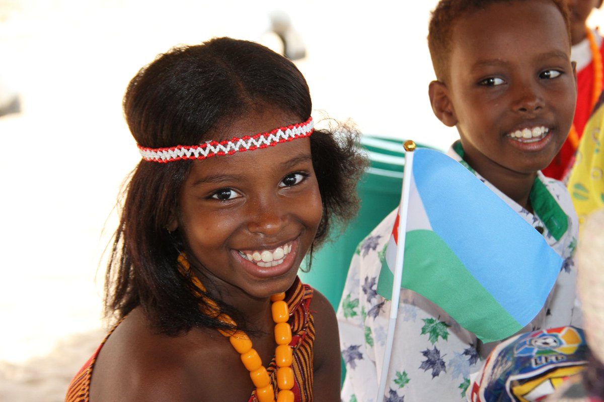 FarmGirlDJ's tweet photo. Djibouti: dans sa diversité ethnique et culturelle fête son indépendance nationale. Que perdure cette effervescence nationale.
Pour le 27 juin cette année j'ai initié une vidéo et des photos sur l'unité la diversité et la cohésion.
Happy indépendance day my beloved country🇩🇯🇩🇯🇩🇯 https://t.co/nseq8KvaSj