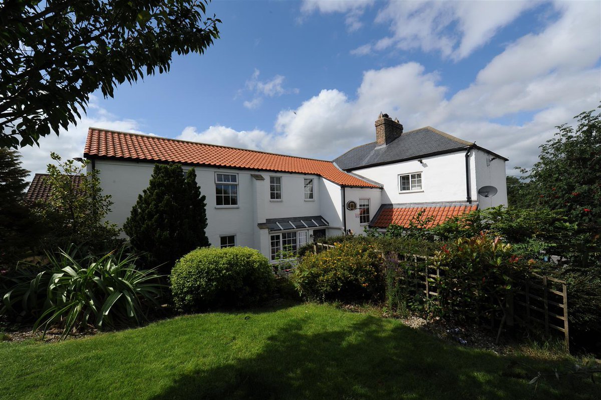 AldersonEstateA's tweet photo. Working from home and needing a detached office/studio space...then look no further as you’ve found it!

Tunstall Village, Catterick 

https://t.co/bHepn7LI4h https://t.co/kb5l5xhwCw