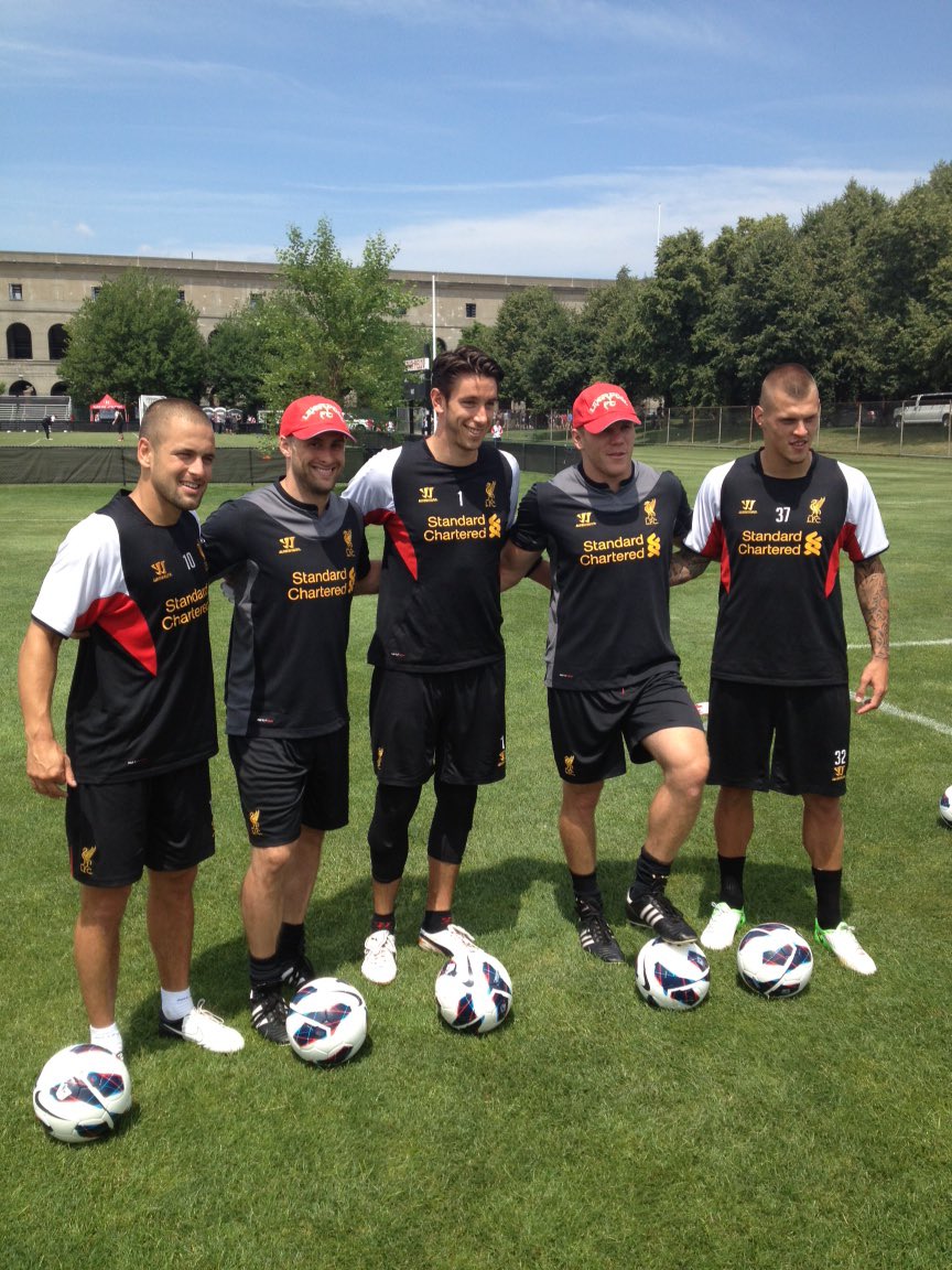 RichPeverley's tweet photo. Happy for all @LFC fans! By far best team in the EPL this season. Though a @ManUtd fan, so cool to don the jersey in 2012. https://t.co/qGLg8NBoKq