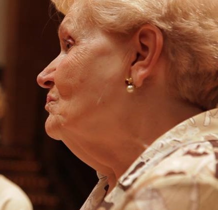 RevistaMusCat's tweet photo. Mor als 96 anys Narcisa Toldrà, filla del compositor i director d'orquestra Eduard Toldrà i ferma defensora de l'obra del seu pare. Com a tal, presidia l'Associació que porta el seu nom, que gestiona la Camerata @eduard_toldra i potencia les activitats musicals i culturals. https://t.co/DRoWEXkpbD