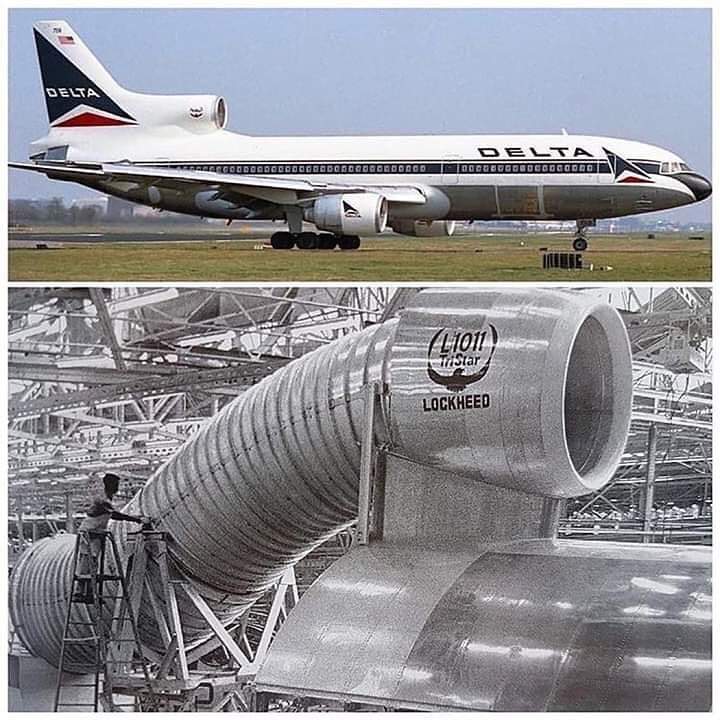 L1011 S-duct without any skin. Down to the bone