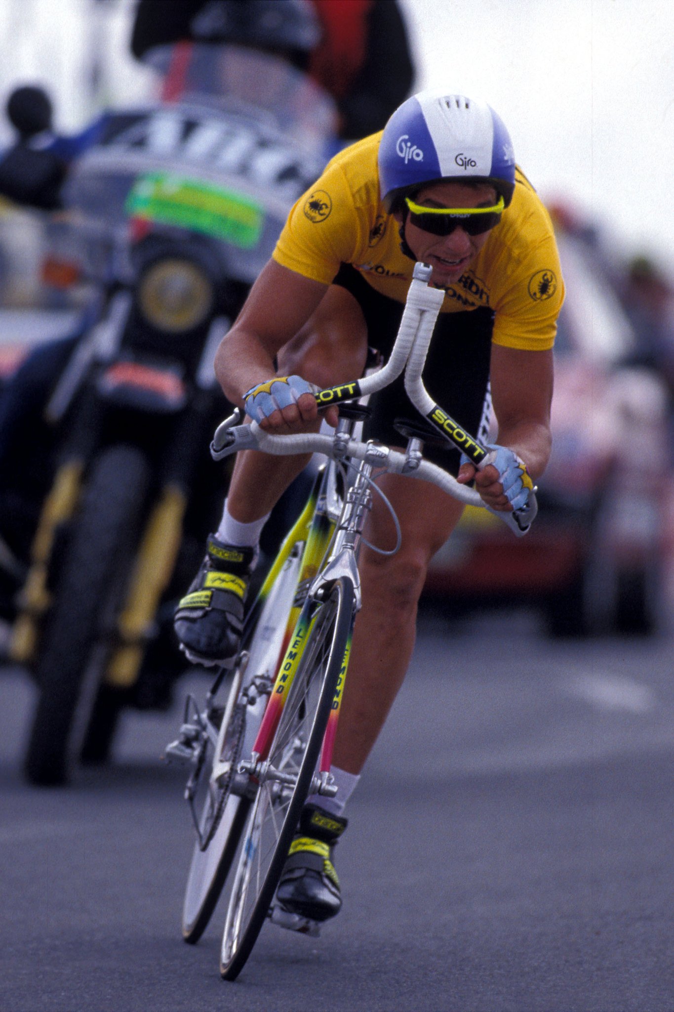 Happy 59th birthday, Greg Lemond! 30 years ago he won his last Tour de France. 
