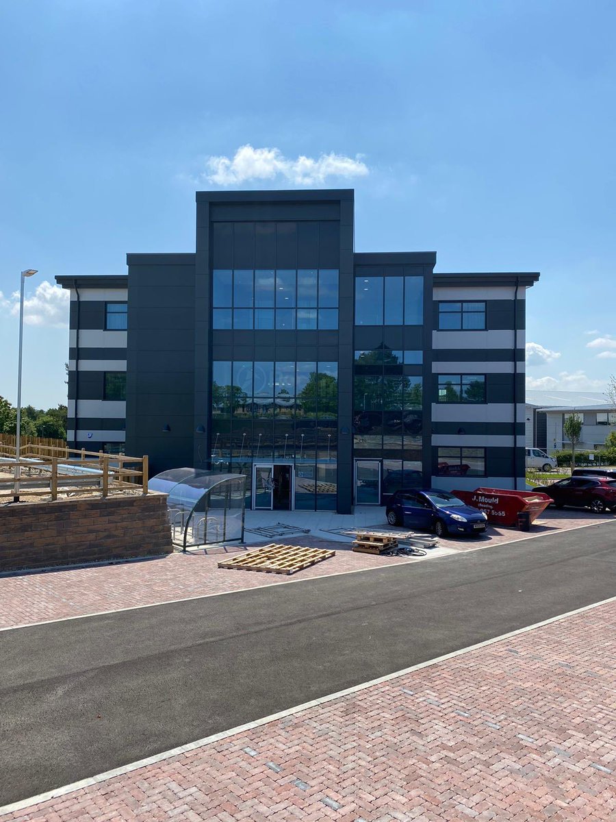 A stunning £1.3m M&amp;E, Design &amp; Build project, perfectly executed by our talented contracts manager Jamie Bowen and his dedicated team.
Three spacious new build commercial properties, residing in the conveniently located <a href="/Greenham_Park/">Greenham Business Park</a> #Newbury.
<a href="/Francis_Ltd/">Francis Construction</a>