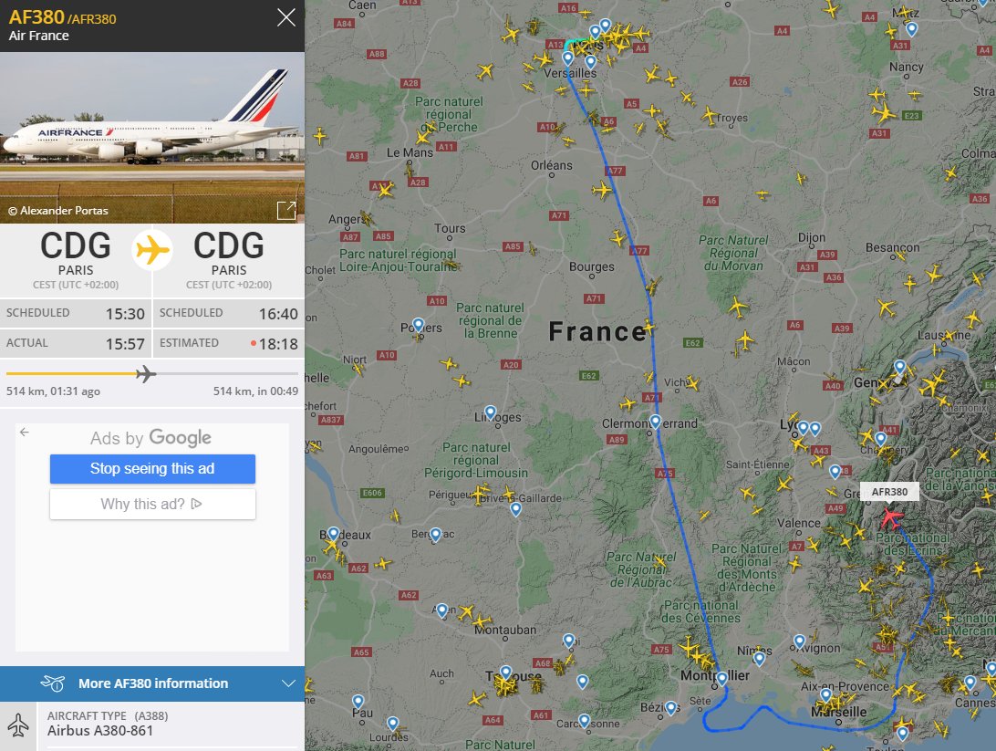 ClementDORION's tweet photo. En cours, un moment fort du transport #aerien avec ce dernier vol #AF380. https://t.co/9tHgnmcb9W