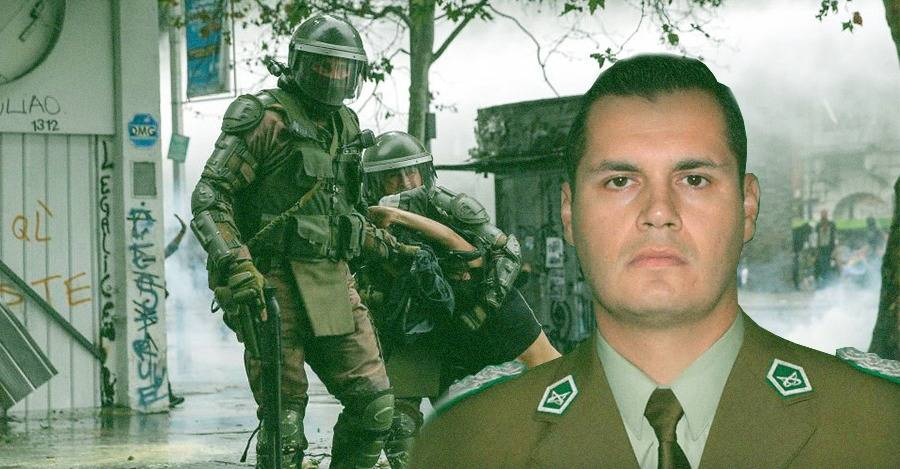 InterferenciaCL's tweet photo. [Hizo INTERFERENCIA] HILO: Crespo Guzmán, el funcionario con historial de violencia que Carabineros dio de baja por manipular su GoPro con el registro del día que cegaron a Gustavo Gatica. Aquella vez, también fue el efectivo que más disparó su escopeta antidisturbios. (1/11) https://t.co/tZShd607vQ