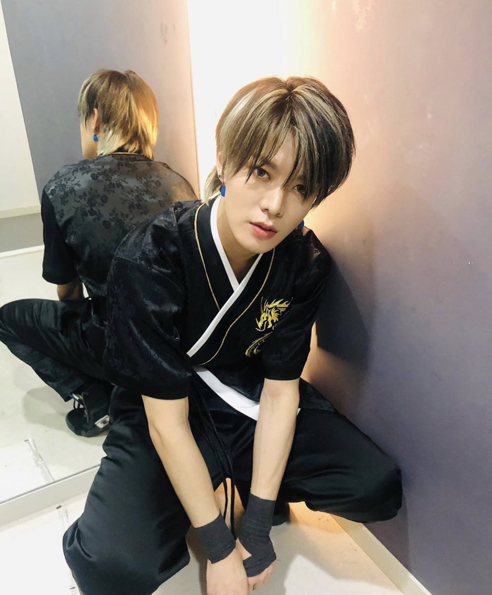 yutactivities's tweet photo. yuta said i’m going to post all all social media today. yutazens win again https://t.co/b8wDCWtfIb