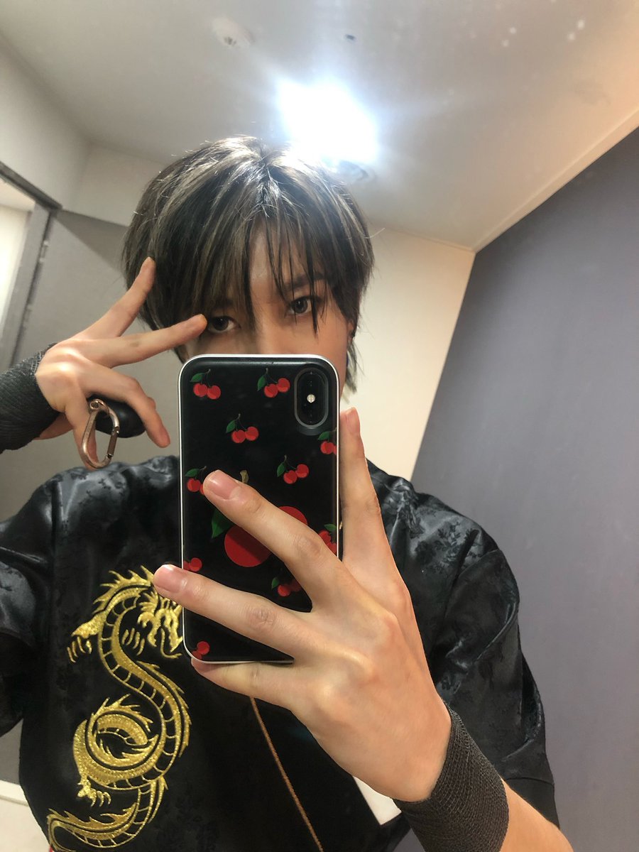 yutactivities's tweet photo. yuta said i’m going to post all all social media today. yutazens win again https://t.co/b8wDCWtfIb